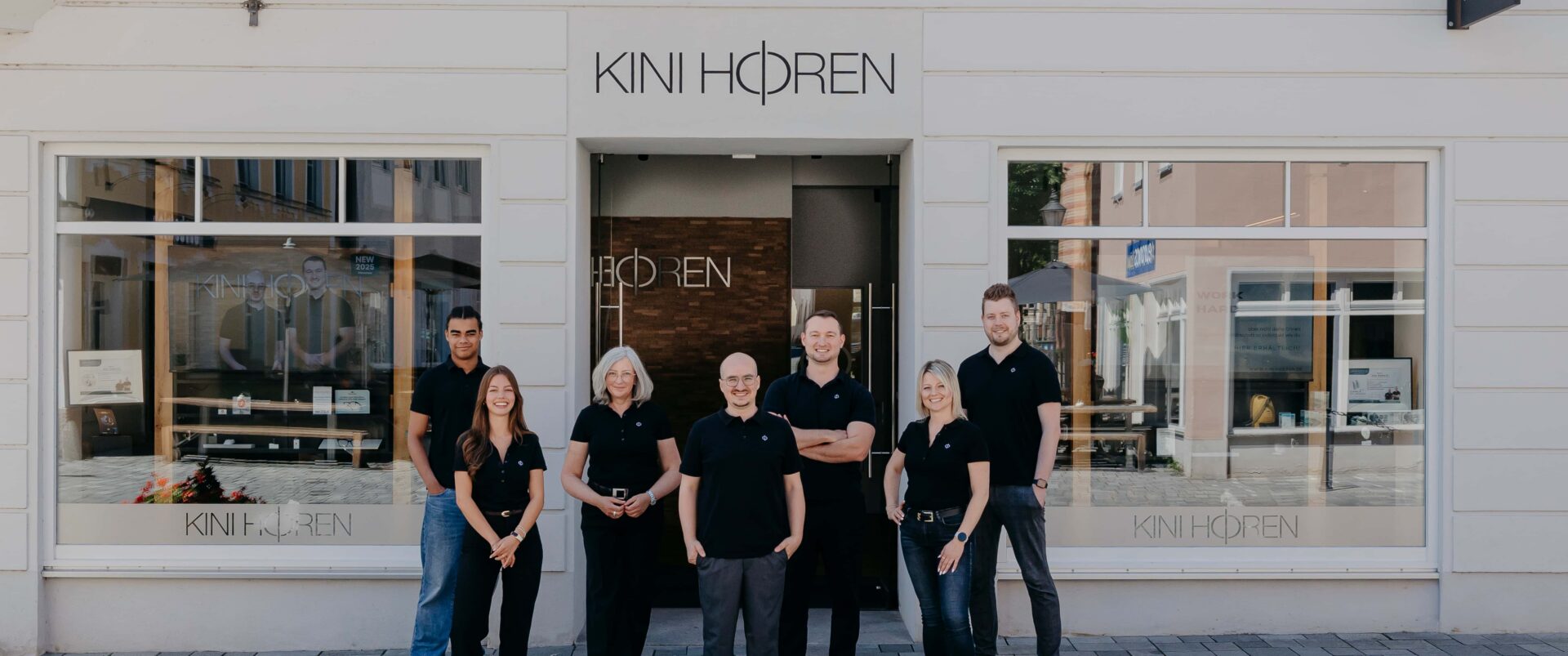 KINI_Hoeren_Team_Friedberg-aspect-ratio-1920-803